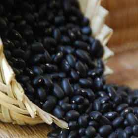  ﻿لوبيا سوداء عضوية (30 بذرة ) 